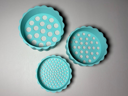 Scalloped Sifter - set of 3
